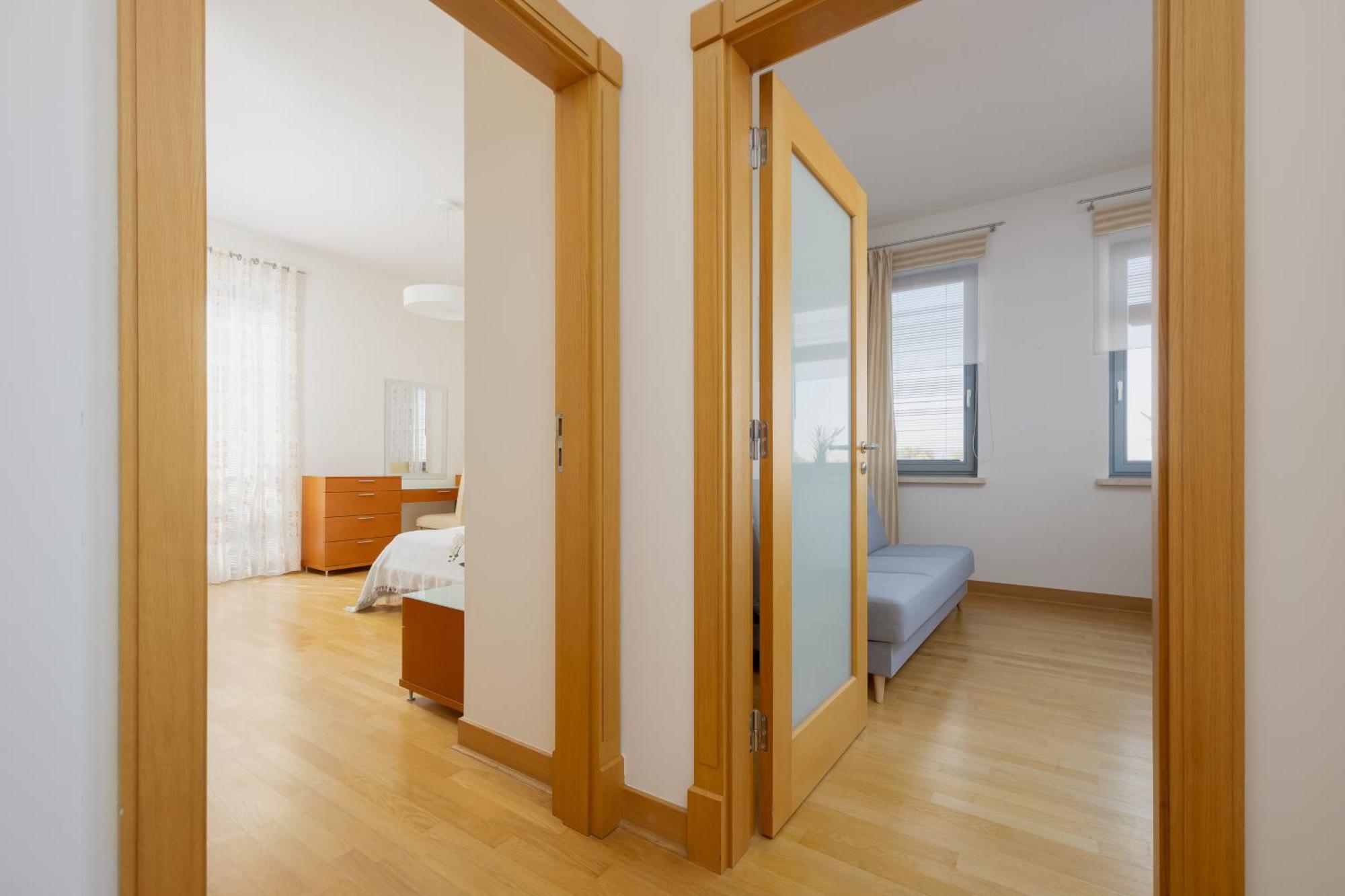 Family With Parking Mokotow By Renters Apartament *