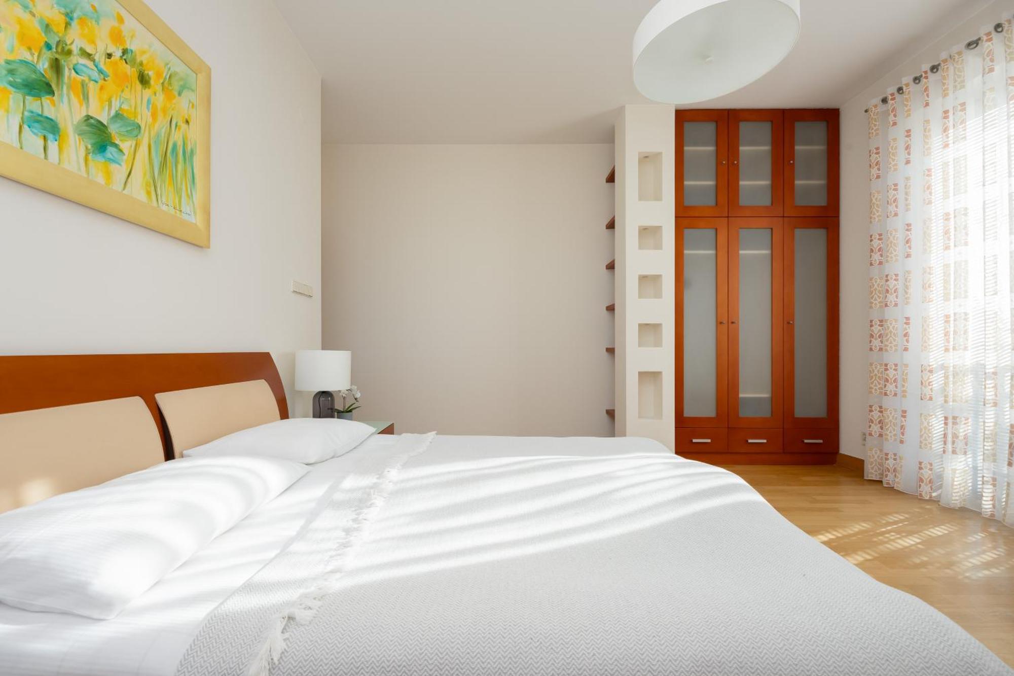 Apartament Family With Parking Mokotow By Renters *