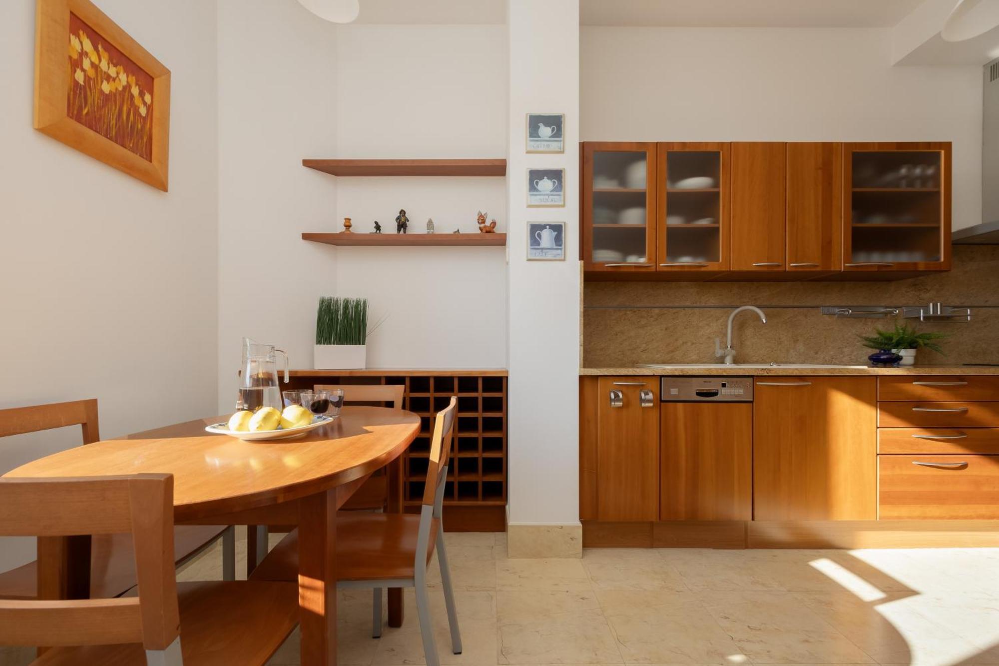 Family With Parking Mokotow By Renters Apartament *